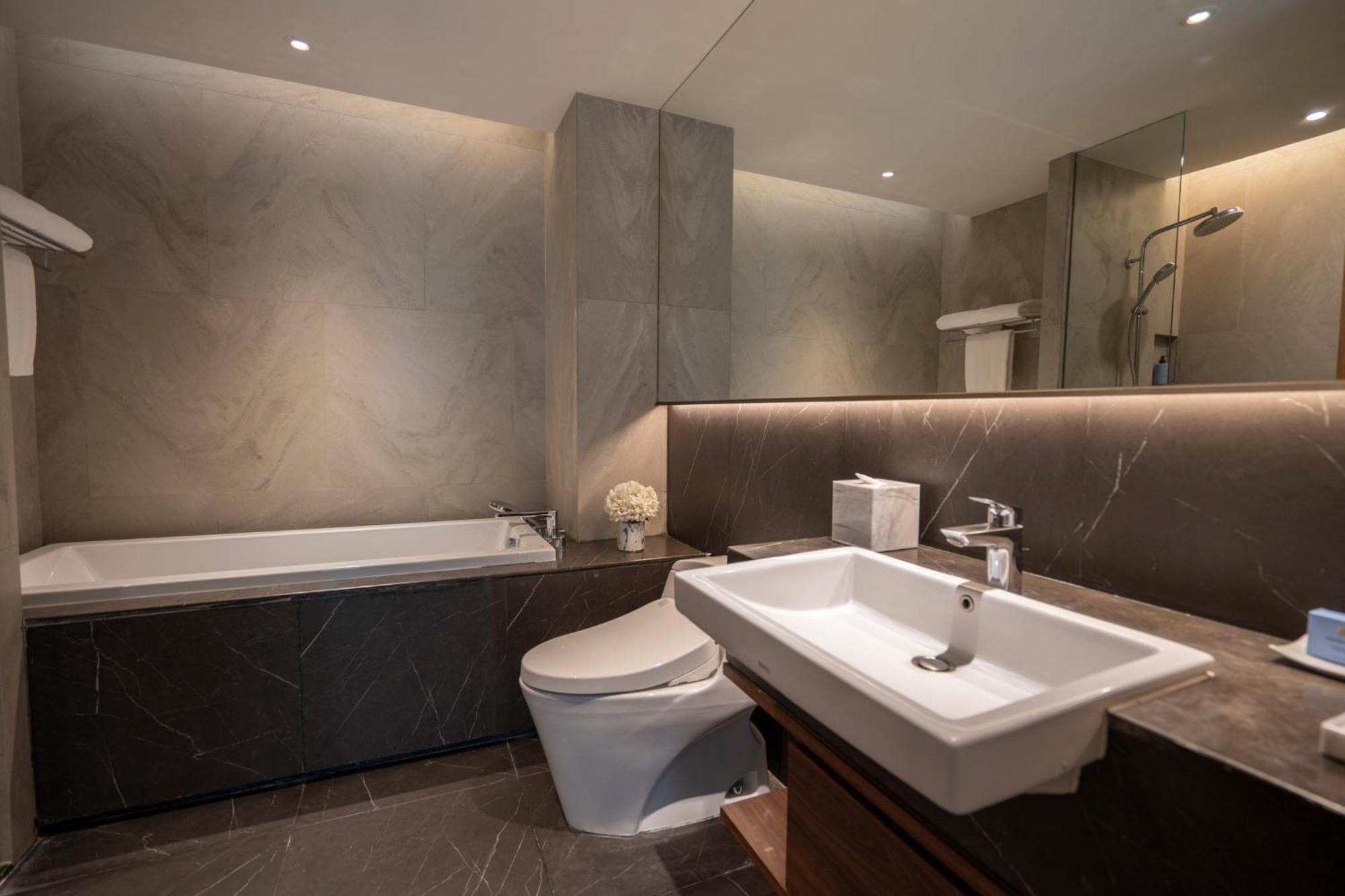 Walton Suites Sukhumvit Bangkok Habitación foto